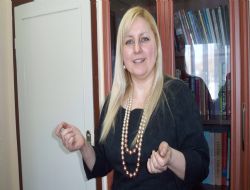 A.Ü'de Rus dilinde marka açılım